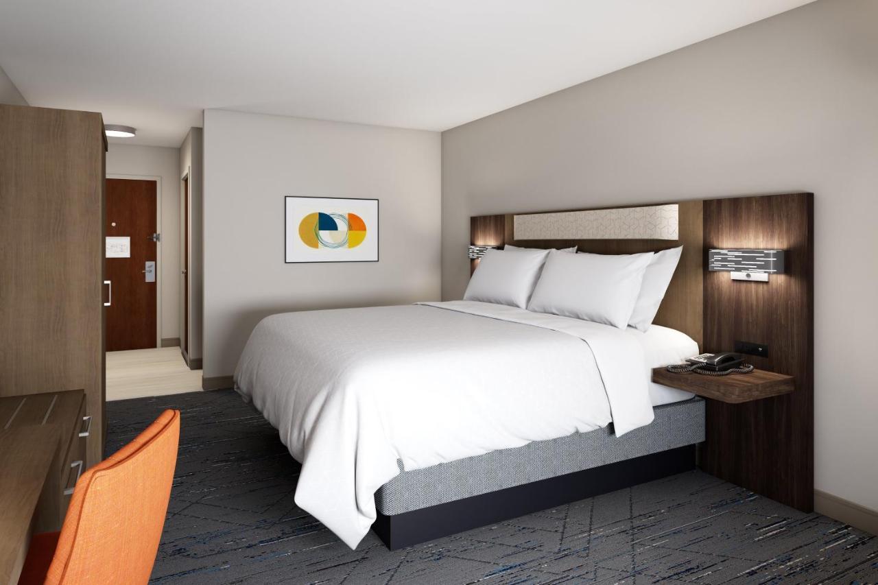 Holiday Inn Express Asheville Woodfin By Ihg Exterior photo