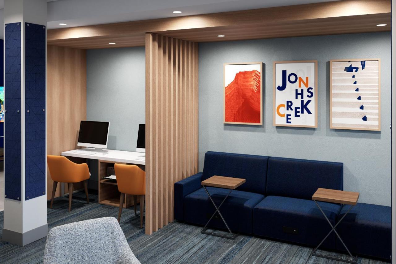 Holiday Inn Express Asheville Woodfin By Ihg Exterior photo